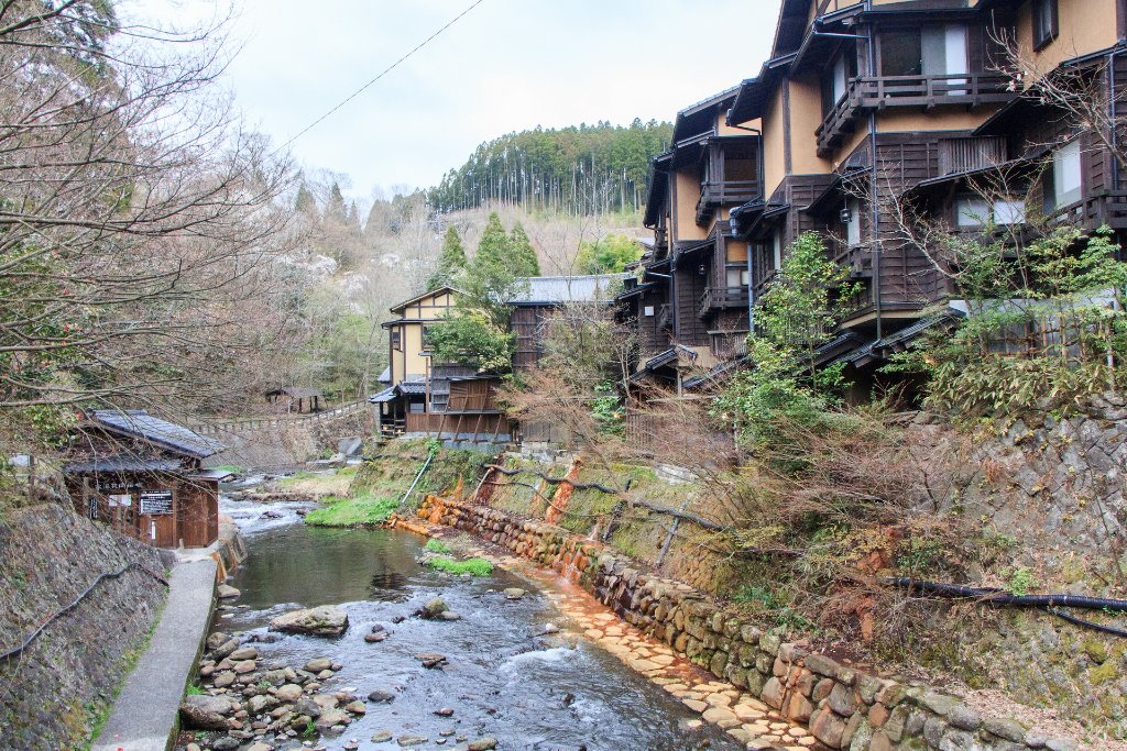 04-Kurokawa Onsen.jpg